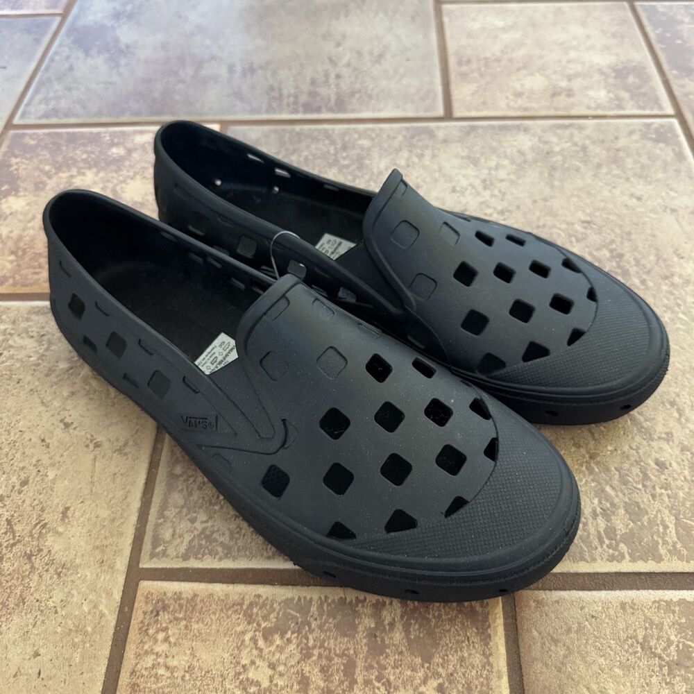 vans TRK men size 8 slip on water shoes perforated rubber black NWOT